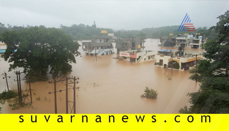 Heart Touching Stories Of Flood Victims in Relief center