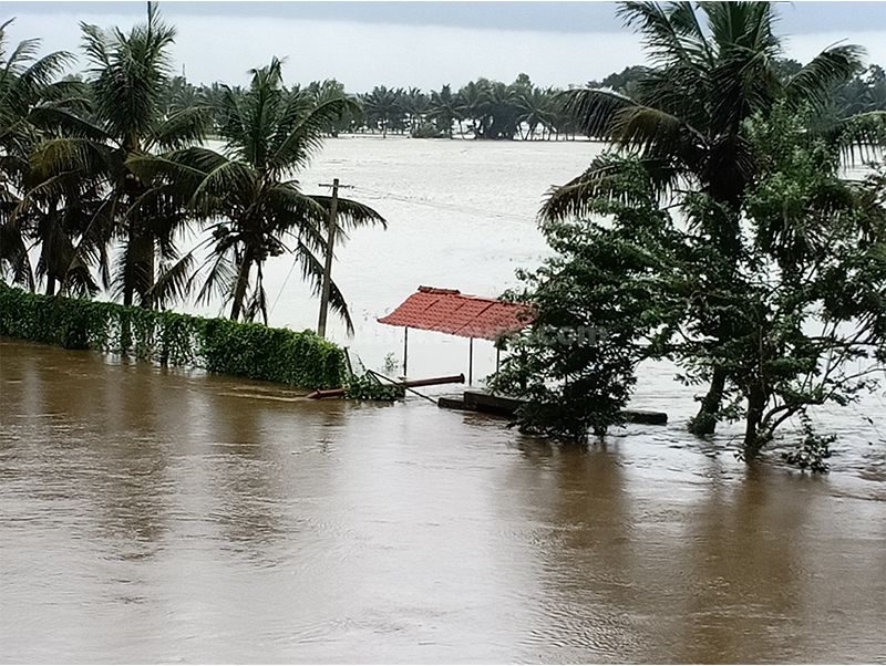 No Drinking Water For Haveri People Due To Flood