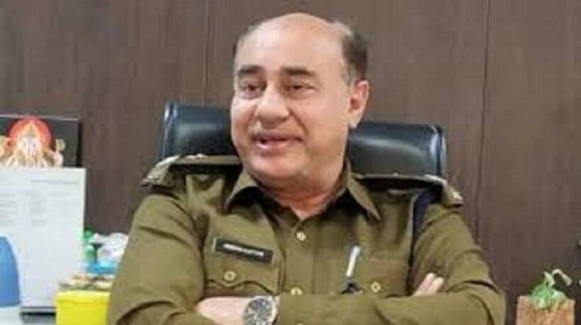 फरीदाबाद के डीसीपी विक्रम कपूर ने गोली मारकर की खुदकुशी, अगले साल होने वाले थे रिटायर