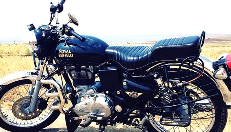 Snake found in behind seat of Royal Enfield bullet