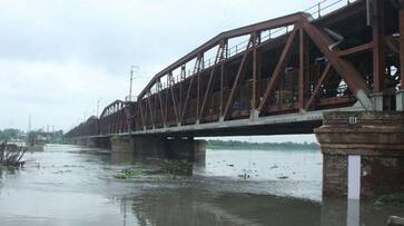 Delhi's heart is standing at the mouth of flood