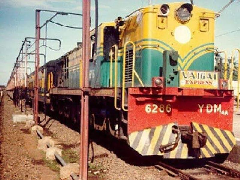 vaigai express turns 42