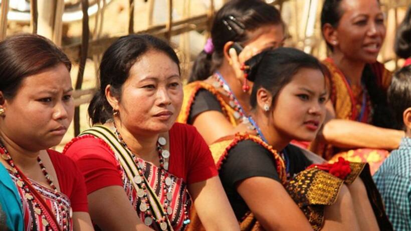 सामाजिक तौर पर उपेक्षा की शिकार हैं नॉर्थ ईस्ट की महिलाएं, कैसे आएगा बदलाव