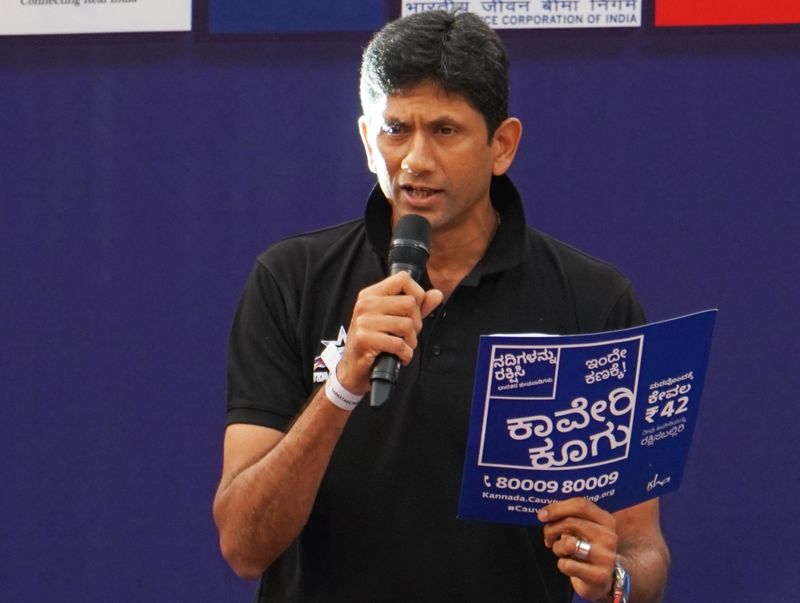 IPL Auction 2022 former India and RCB bowling coach Venkatesh Prasad angry On RCB Auction strategy san