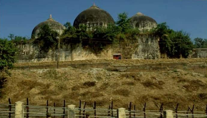 মন্দিরের ওপরে তৈরি বাবরি মসজিদ, প্রমাণ করার নির্দেশ দিল সুপ্রিম কোর্ট