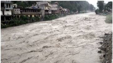 Himachal Pradesh: Over 500 stranded amid heavy rains