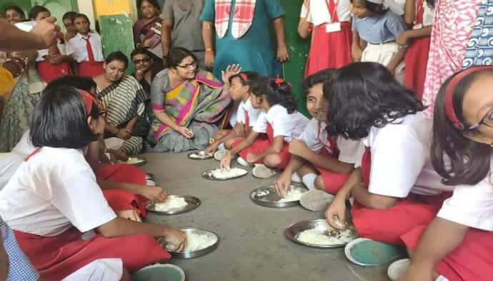 মিড ডে মিলে নুন ভাত, লকেটের আচমকা হানায় সাসপেন্ড দুই শিক্ষিকা