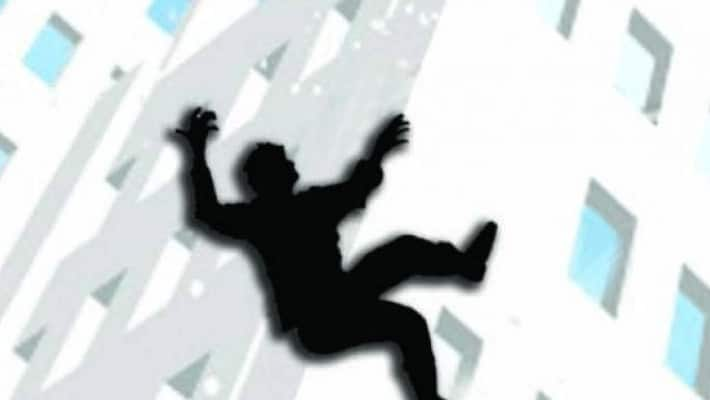 Jumping from the 10th floor IT Employee suicide in chennai