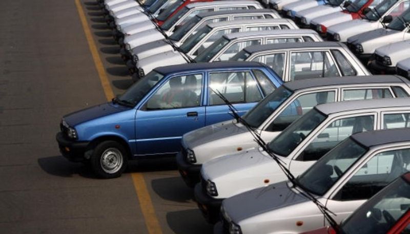 financial crisis badly affect indian automobile industry