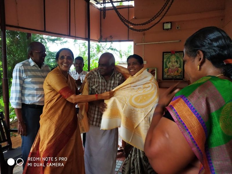 dmk mla congratulates eldery couple