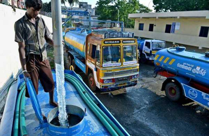 Call 1916 to get free drinking water in rain affecter areas in Chennai sgb