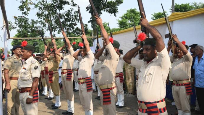 शर्मशार हुई बिहार पुलिस, पूर्व सीएम के गार्ड ऑफ ऑनर के दौरान नहीं चली 22 में से एक भी बंदूक