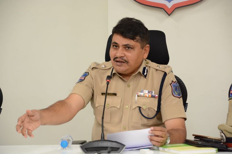 rachakonda police commissioner mahesh bhagwat comments on night curfew ksp