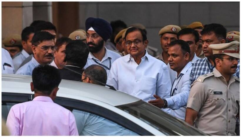 तुलगक रोड़ थाने में बंद हुए चिदंबरम तो मिलेगा करीबी नेता का साथ या नहीं तो तिहाड़ में तन्हाई में कटेगी रात