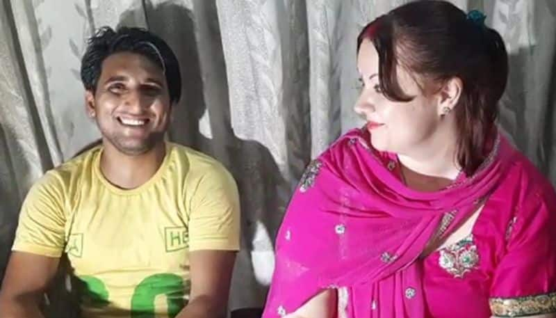 Facebook love: US woman arrives in India, marries Punjabi boyfriend in Amritsar