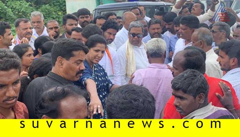 Siddaramaiah Visits Flood affected Area Of Madikeri Where CM Yediyurappa Havent Visited