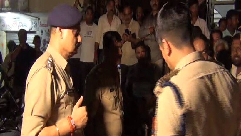 खूनी संघर्ष में बदली पड़ोसी की मामूली कहासुनी, देखते ही देखते होने लगी ताबड़तोड़ फायरिंग