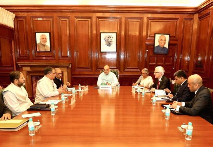 अब भगोड़े अपराधियों की खैर नहीं, इंटरपोल के सेक्रेटरी जनरल से मिले शाह