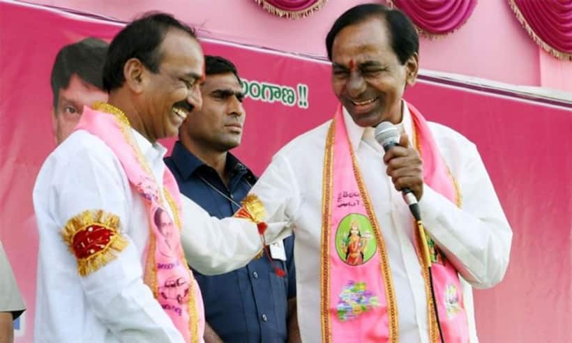మంత్రి పదవిపై తేల్చేశారా: కేసీఆర్‌తో ఈటల రాజేందర్ భేటీ