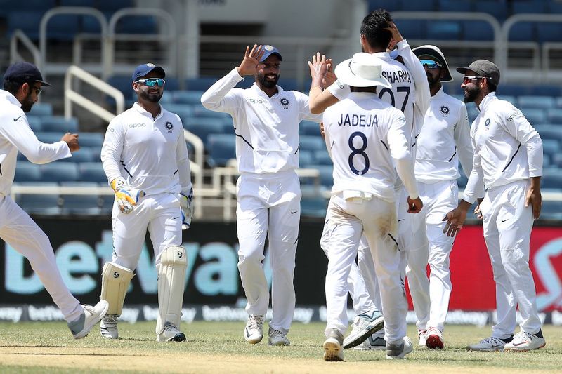 Kingston test West Indies lost 4 wickets in run chase against team India