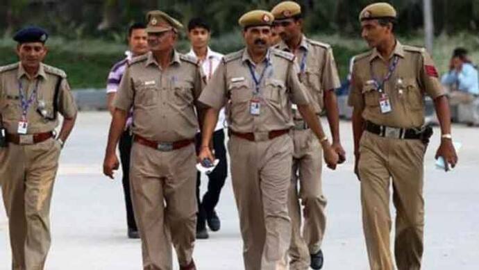 पुलिसकर्मी अपने अधिकारी को मार देता है गोली...Ex DGP ने बताया पुलिसवालों के डिप्रेशन में आने की वजह