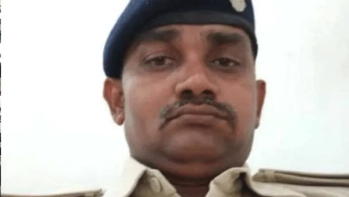 जल्लाद है ये पुलिसवाला, सिर्फ एक वजह से अपने तीन बच्चों को उतार दिया मौत के घाट