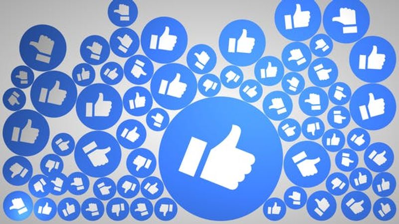 Facebook considers hiding likes to make you feel better about posting