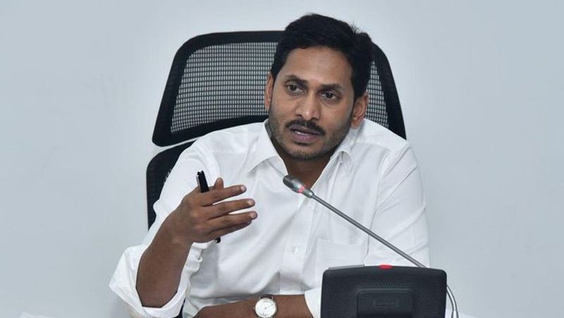 Ap Cm Ys Jagan Responds on compulsory English up to 6th class in Andhra pradesh