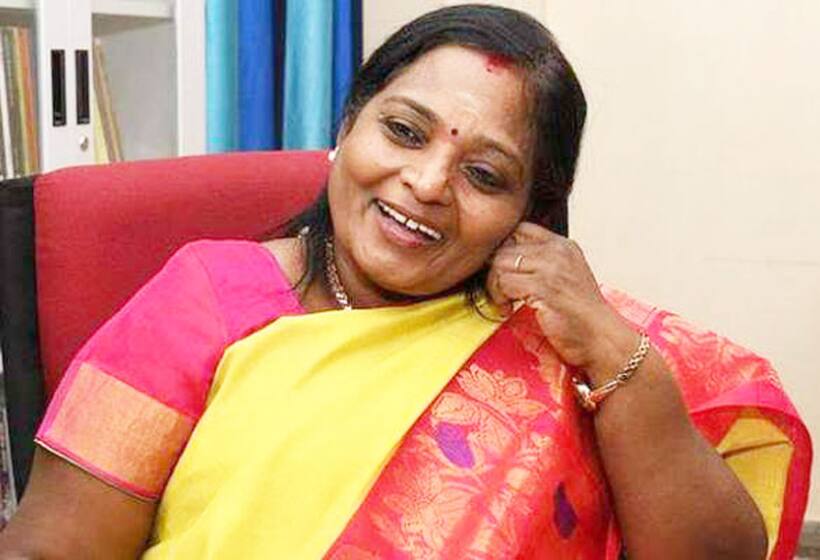 తెలంగాణ కాంగ్రెస్ కు షాక్...కాళేశ్వరంపై తమిళిసై కీలక వ్యాఖ్యలు