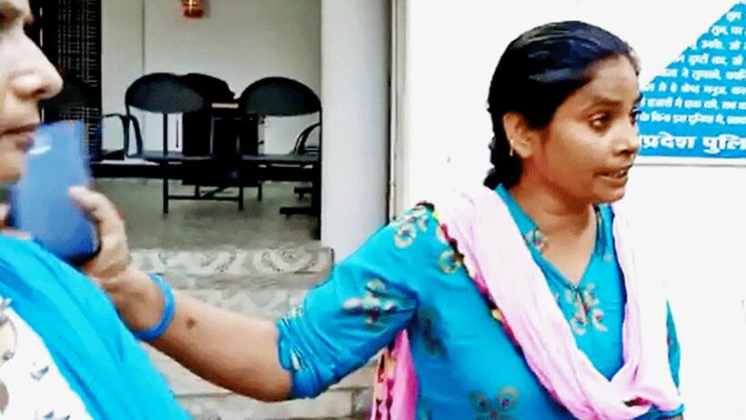 पिस्टल लेकर SP ऑफिस पहुंची एक महिला, बोली  पति मेरा रेप करवाना चाहता है