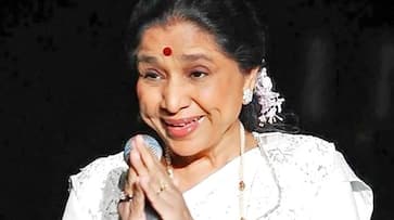 Canadian Prime Minister wishes singer Asha Bhosle on birthday