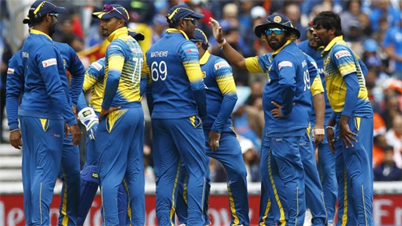 Pakistan minister blames India after Srilanka cricketers pulls out pak tour