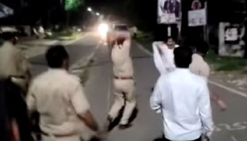 Fact Check Video of police lathi charging has no connection with new Motor Vehicles Act