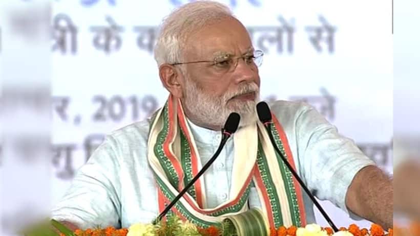 PM मोदी ने मथुरा को दी हजार करोड़ रुपए की सौगात, बोले हम देंगे बापू को सच्ची श्रद्धांजलि
