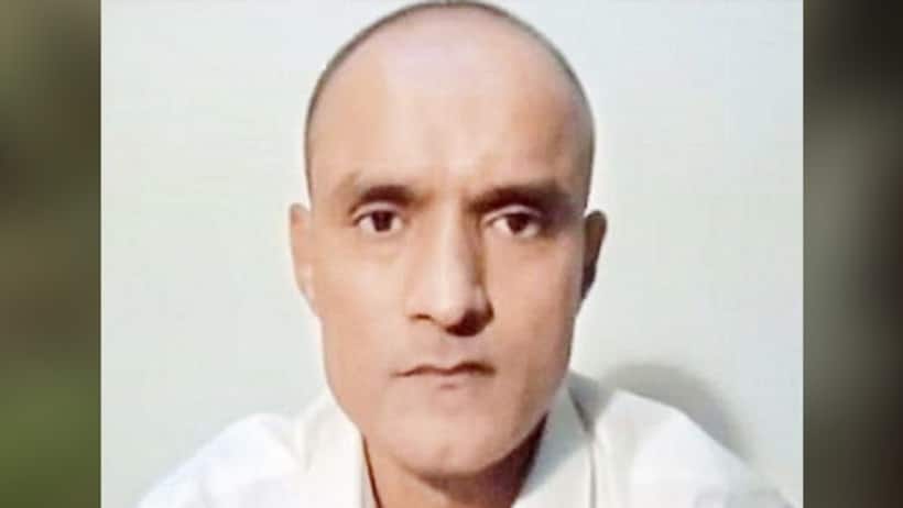 पाकिस्तान पर भारत की बड़ी जीत, जाधव के लिए आर्मी एक्ट में करेगा बदलाव नापाक, जानें क्या है मामला