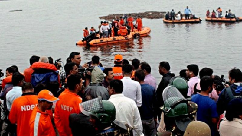 four more dead bodies found in godaveri boat mishap