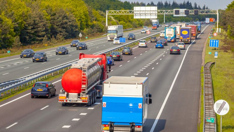 Traffic fines will increase next year in Netherlands