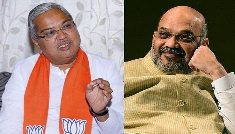 Dycm Govind Karjol Indirectly Taunts to  Amit Shah remarks on hindi indian national language