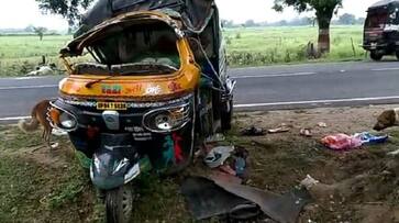 3 Died in road accident in lalitpur Uttar Pradesh