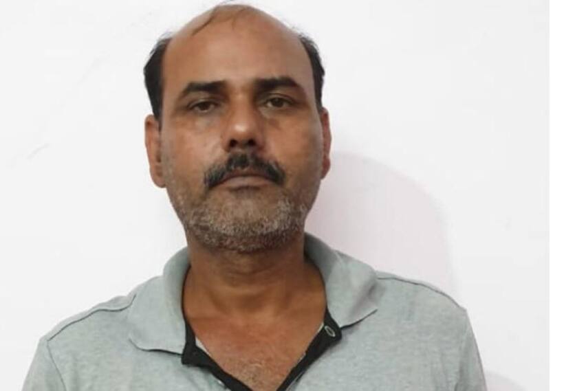 यूपी पुलिस को मिली बड़ी सफलता, कई जिलों में वांछित ईनामी बदमाश गिरफ्तार