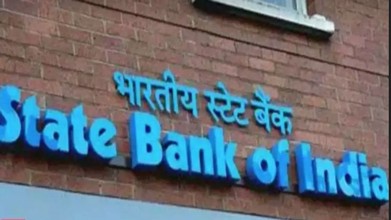 Economic slowdown SBI projects creation of 16 lakh less jobs in FY20