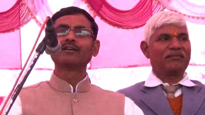 BJP MLA ने कहा नेहरू और उनकी फैमिली अय्याश, कांग्रेस नेता बोले छोटे नेताओं में जानकारी की कमी