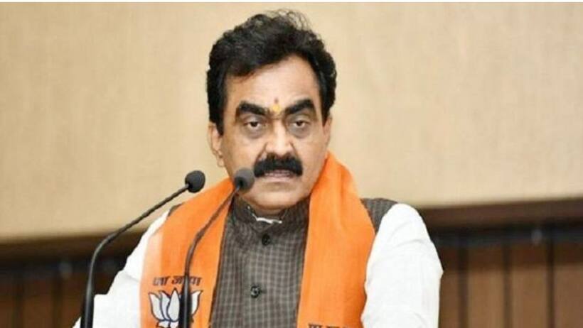 किसानों का हमदर्द बनकर सत्ता में आई कांग्रेस का जनता के दुख दर्द से कोई लेना देना नहीं है : राकेश सिंह