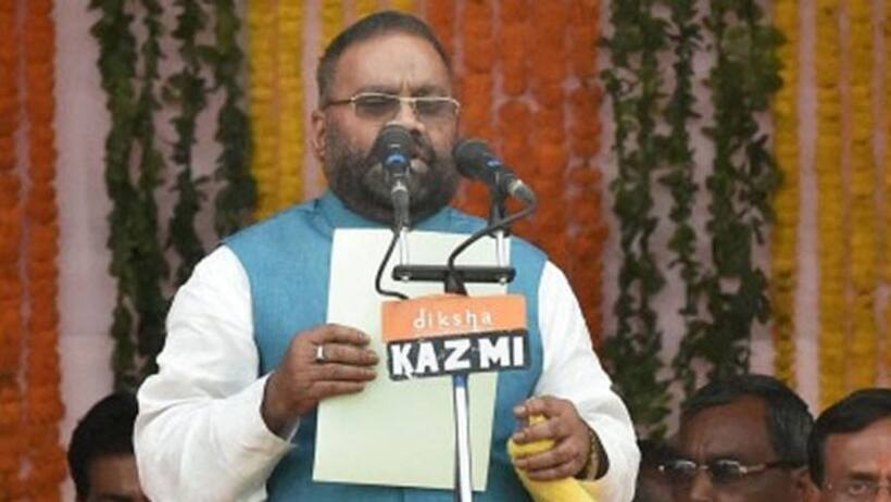 सांड के हमले में किसान की मौत, योगी के मंत्री बोले विपक्ष ने हमें बदनाम करने के लिए छोड़े जानवर
