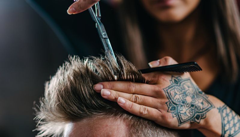 mahouts get free hair style in Mysore