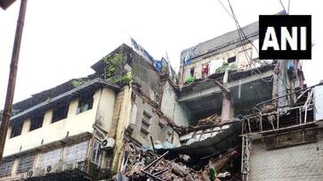 Mumbai Portion of a building in Crawford market collapses rescue operations underway