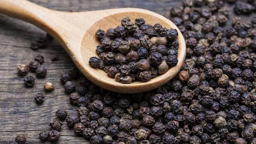 काली मिर्च खाने से होंगे ये 5 फायदे, रोज करें इस्तेमाल