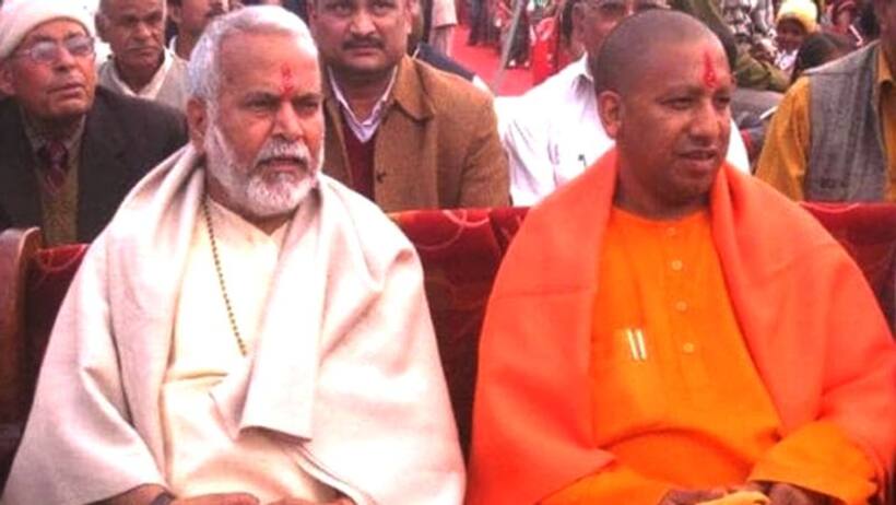 संतों के बाद अब भाजपा ने भी किया चिन्मयानंद से किनारा