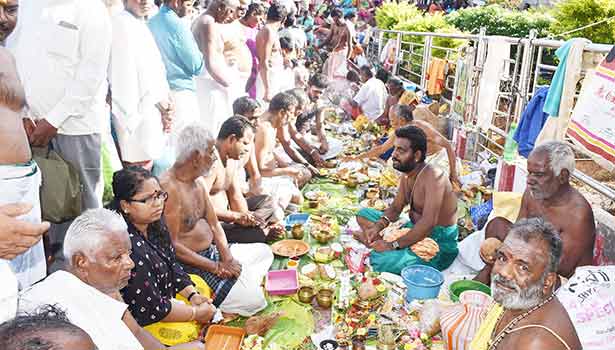 Aadi Amavasai 2024: Ancestors come to our home; give food to the crow 