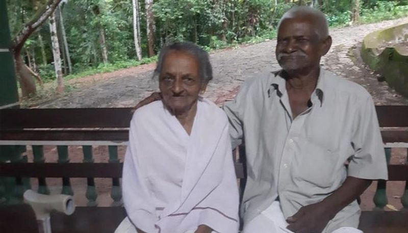 this couple meets after 36 years of separation emotional reunion happened in old age home